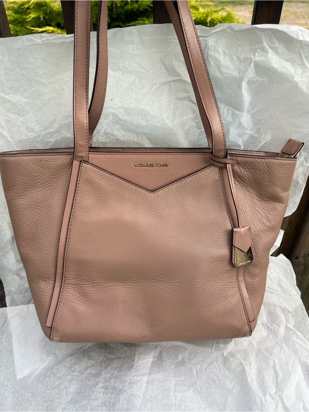 Michael Kors large mauve pebbled leather shoulder bag